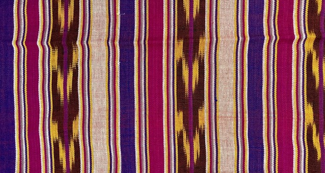 Jaspe Cloth (Ikat) fuschia purple yellow 