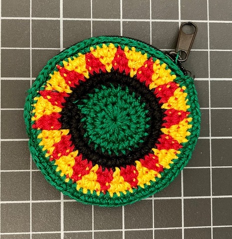 Crochet Coin Purse handmade by a Guatemalan Woman Artisan – Lumily